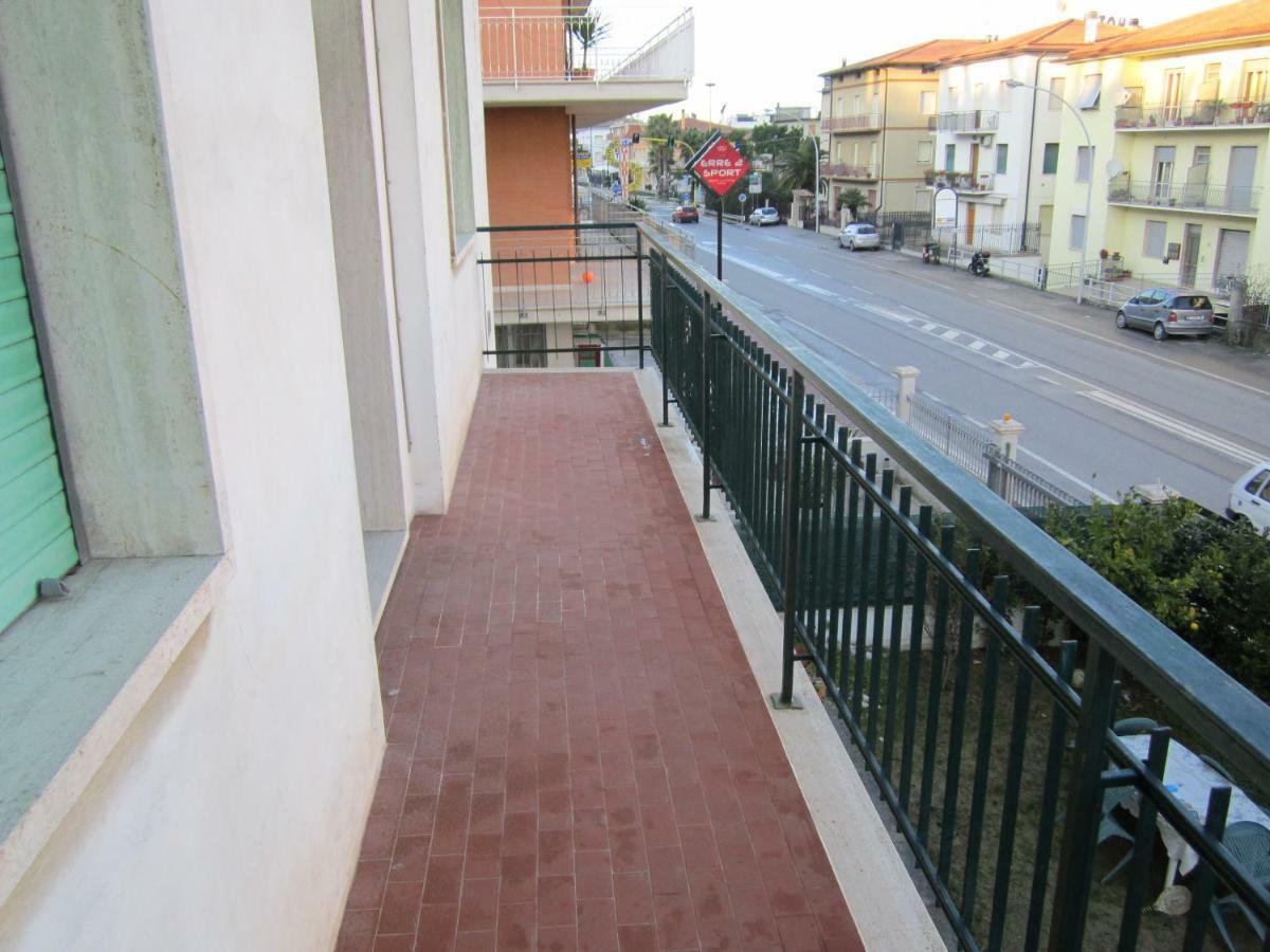Apartamento Casa Arcobaleno Cupra Marittima Exterior foto